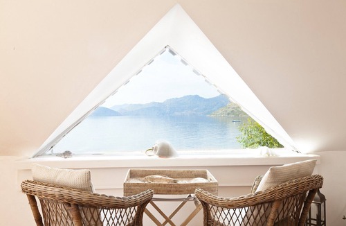 Marmaris City Center Villa | Waterfront Cottage - One Bedroom Villa, Sleeps 2