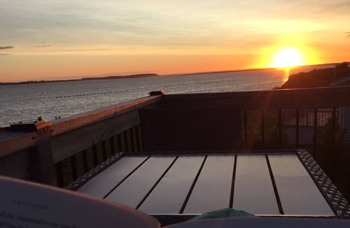 Darnley Cottage | Waterfront Cottage Rental - Hardingdale Cottage