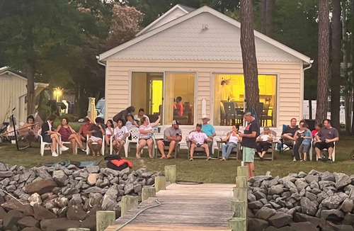 Cobb Island House | Waterfront Cottage with Pier & Boatlift on the Beautiful Potomac River