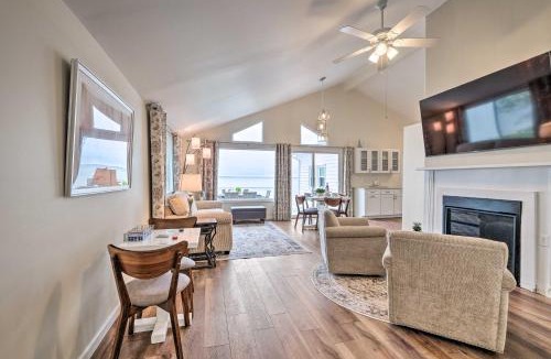 Colonial Beach House | Waterfront Cottage w/Private Beach + Deck!