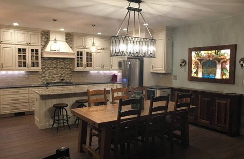 Hammondsport House | Waterfront Cottage on Keuka Lake – Your New York Wine Country Escape!