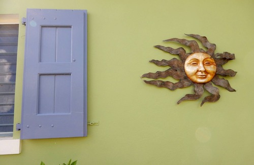 Estate Cane Garden Cottage | Waterfront Cottage on Private Estate