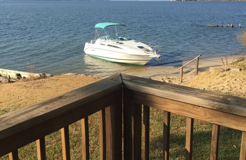 Grimstead Cottage | Waterfront Cottage w Private Beach on Chesapeake Bay!