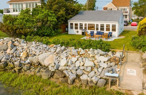 Clinton House | Waterfront Cottage w/Sunroom + Patio & Grill
