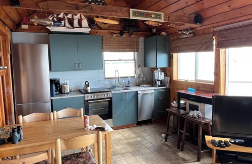 Campground Landing Cottage | Waterfront Cottages with Spectacular Sunset with wall of windows and AC