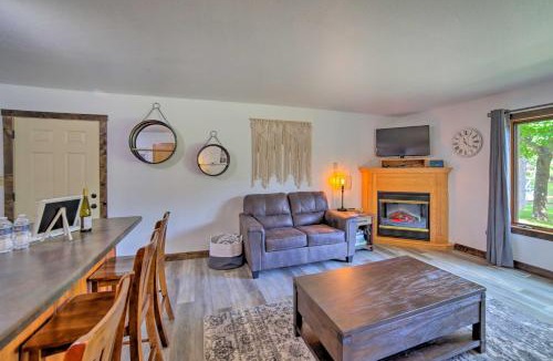 Goodman House | Waterfront Crivitz Property w/Lake Access!