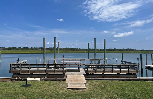 Wrightsville Beach House | Waterfront Duplex with Boat Slip