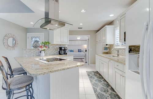 Miramar Beach Villa | Waterfront Deck, Golf Cart, Linkside Village 437