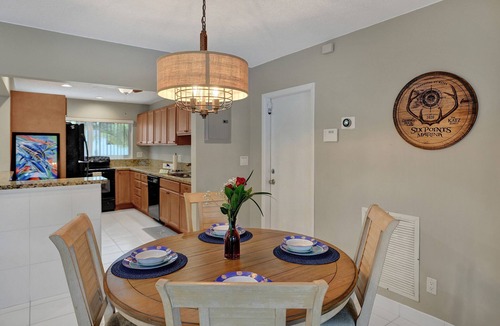 Deerfield Beach House | WATERFRONT DEERFIELD HOME WITH DOCK, CLOSE TO BEACH