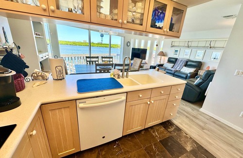 Nettles Island House | Waterfront, Dock, Beach Access 2Bed 3 Bath home in the beautiful Nettles Island, (N373)