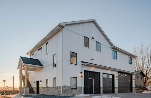 Larsen House | Waterfront, Dock, Sleeps 8, EV Charger