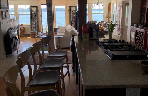 Salem House | Waterfront Downtown Salem Home in Historic New England - 35 minutes to Boston