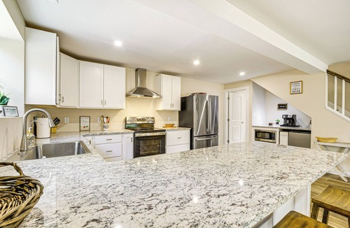 Cub Run House | Waterfront Escape in Cub Run w/Deck & Hot Tub!