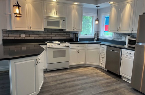 Freedom House | Waterfront Escape on Ossipee Lake with Private Beach — Summer & Winter Fun!
