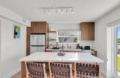 Marathon Condo | Waterfront Escape with Pool, Tiki, Breakfast & Marina