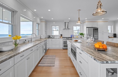 Scituate House | Waterfront Estate w/360 views, Hot Tub, Sleeps 12!