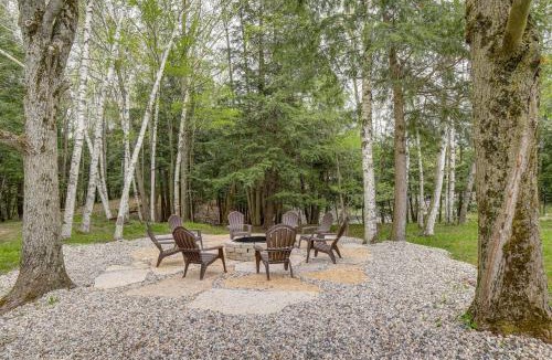 Evart House | Waterfront Evart Getaway w/Fire Pit on 82 Acres!