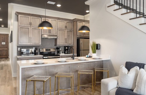 Helena Condo | Waterfront Executive Suite - 3 Bedroom w/Loft