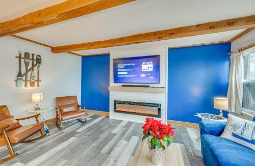 Fox Lake House | Waterfront Fox Lake Vacation Rental w/Fire Pit!