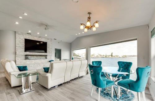 Crystal Shores House | Waterfront Gem w/Dock in Crystal River!