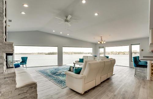 Crystal Shores House | Waterfront Gem w/Dock in Crystal River!