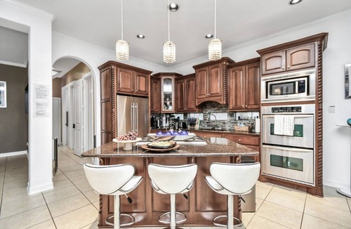 El Lago Villa | Waterfront Getaway Heated Pool+Jacuzzi & Game Room