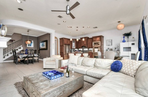 El Lago Villa | Waterfront Getaway Heated Pool+Jacuzzi & Game Room