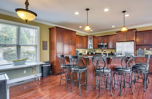 Lake Secession House | Waterfront Getaway w/Fire Pit + Game Room!