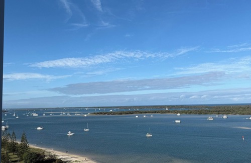 Labrador Apartment | Waterfront Gold Coast Luxury apartment on the Lagoon