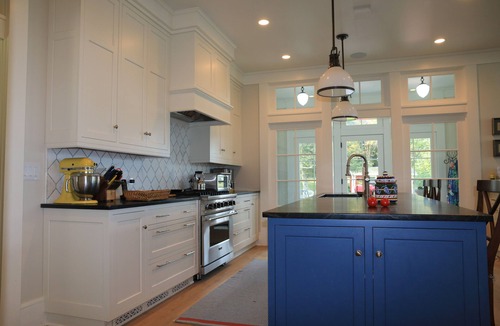 Grenell House | Waterfront Grindstone island estate, the height of sophistication in nature.