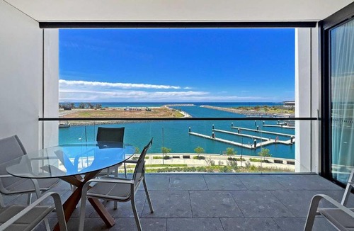Shell Cove Apartment | Waterfront Haven - Memorable Views