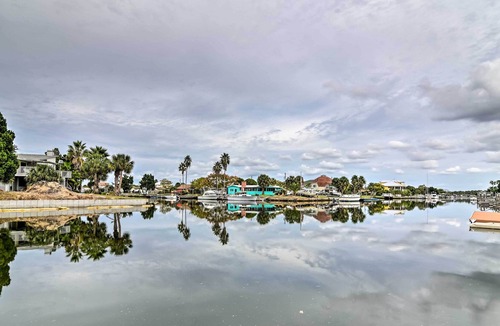 Spring Hill House | Waterfront Hernando Beach Home w/ 40-foot Dock!