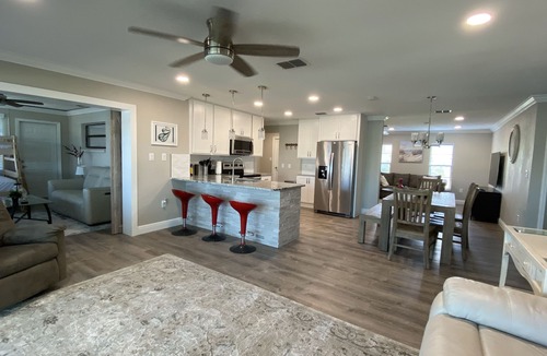 Spring Hill House | Waterfront Hernando beach 3 beds/2bath on deep water canal w/Dock, Fishing/kayak
