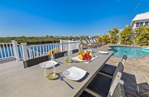 Spring Hill House | Waterfront Home, 5 bedrooms, Heated Pool, Sunsets!