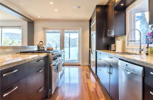 Deep Cove House | Waterfront Home & Private Dock for FIFA