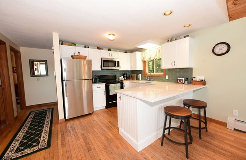 Eidelweiss Village House | Waterfront Home On Big Pea with Canoe, Paddle Boat & Swim Dock