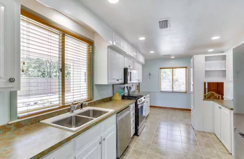 Panacea House | Waterfront home on Ochlockonee Bay, private beach, fishing, dock and kayaks