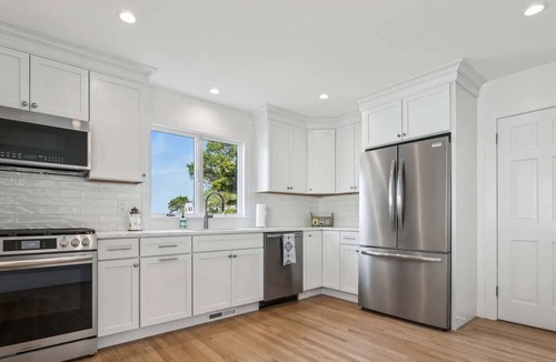 Hampton Bays House | Waterfront Home on 6 Acres