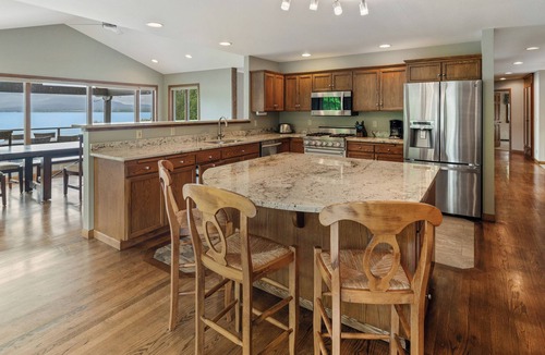 Ponder Point House | Waterfront Home Sleeps 18 | Pet Friendly | Huge Yard, Dock, Boat Lift