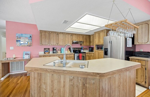 Spring Hill House | Waterfront Home/Heated Pool/Kayaks/Sunsets