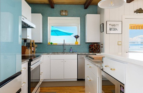 Freeland House | Waterfront Home Whidbey Island