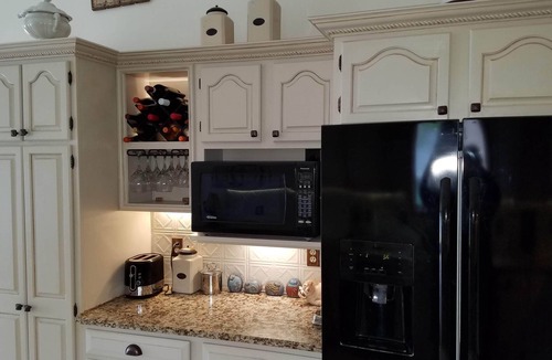 Farwell House | Waterfront home with breathtaking panoramic view of all sports lake