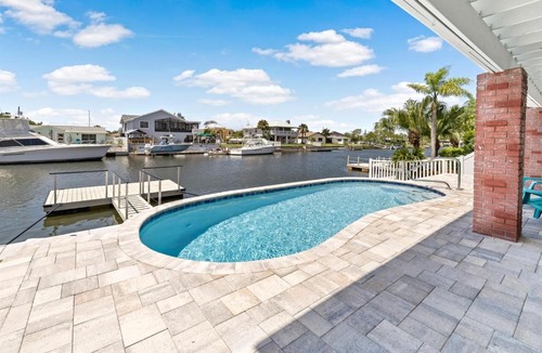 Spring Hill House | Waterfront HomeHeated PoolArcade Games