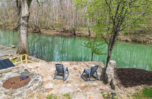 Kimball House | Waterfront Hot Tub Arcade Kayaks Fishing Patio Golf Sweetens Cove Lodge