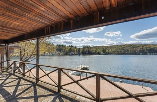 Winchester House | Waterfront House & Guest House Available in Winchester, CT!