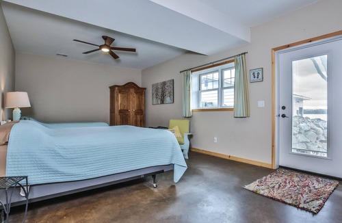 Three Lakes House | Waterfront house on 7 Mile Lake -- Gorgeous Views, Summer, Spring & Fall Fun