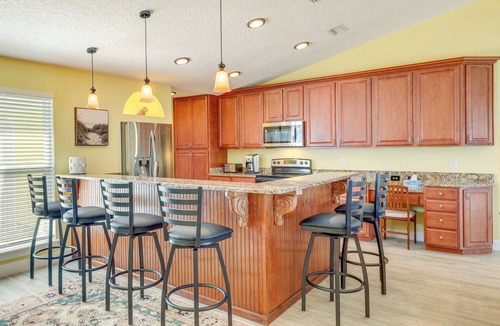 Isle of Palms House | Waterfront Jacksonville Retreat w/Boat Dock!