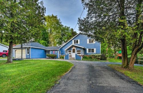 Forestville House | Waterfront Lake Huron Getaway: Private Beach!