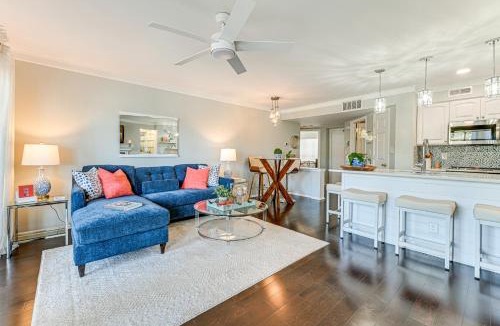 Mount Mourne House | Waterfront Lake Norman Retreat w/Balcony