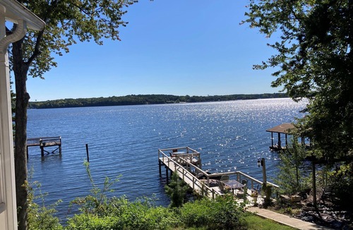 Terrell Apartment | WATERFRONT: LAKE NORMAN Couples Hideaway